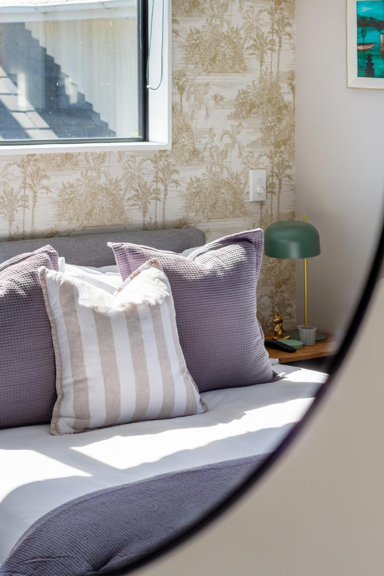 Latimer Square Luxe: 1Br W/ Sofa Bed Christchurch Ngoại thất bức ảnh